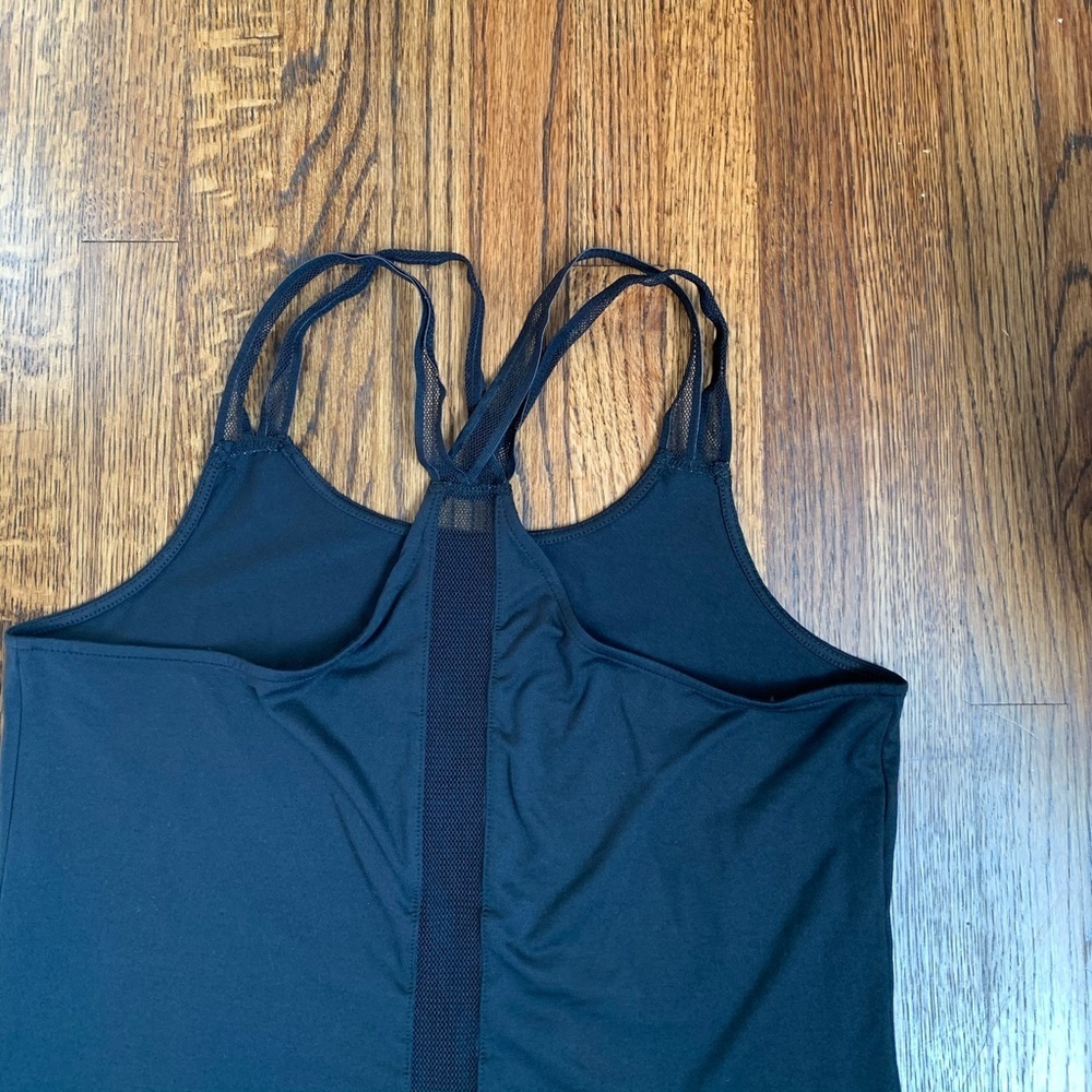 Fabletics Tank Top - Picture 2 of 5